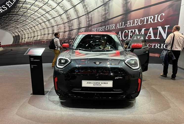 2024年巴黎车展：MINI ACEMAN JCW首发，引爆现场