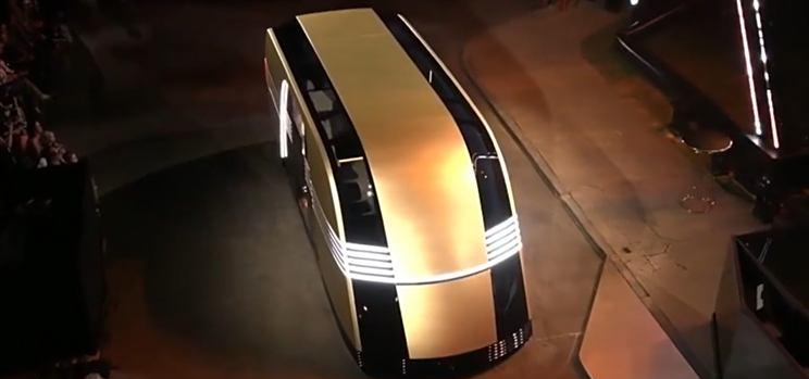 特斯拉发布可载人载货的Robovan，未来公交车变身多用途载具