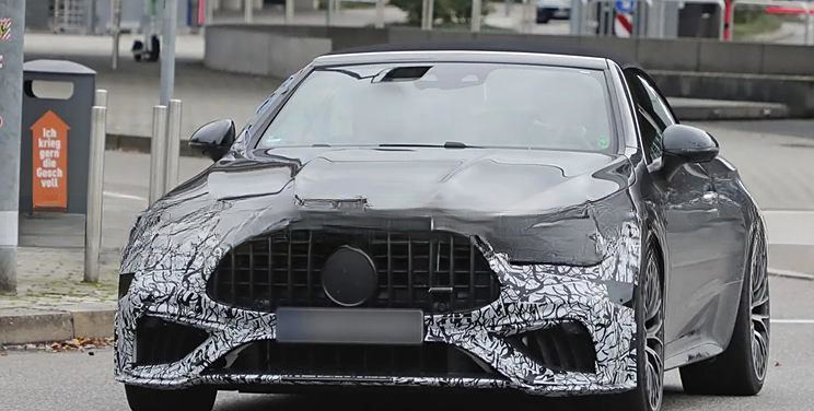梅赛德斯-AMG CLE 63敞篷版谍照曝光，预计2026年亮相搭载4.0T V8