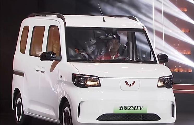 五菱“K-CAR”实车 空间魔术师 复古版很潮 多版本总有一款适合你