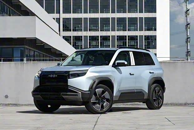 智能再进化 方程豹钛3最新OTA升级详解