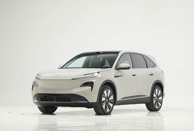 别克旗下全新中型SUV至境E7正式进入新能源汽车购置税减免目录