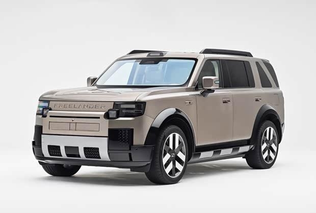 路虎神行者8预售33.99万起 配华为乾崑ADS 5 硬派增程SUV